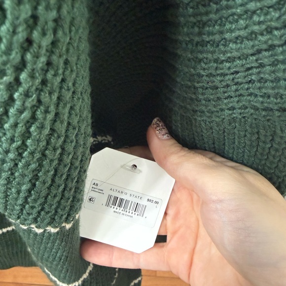 Altar'd State Forest Green V-Neck Sweater - Picture 3 of 5